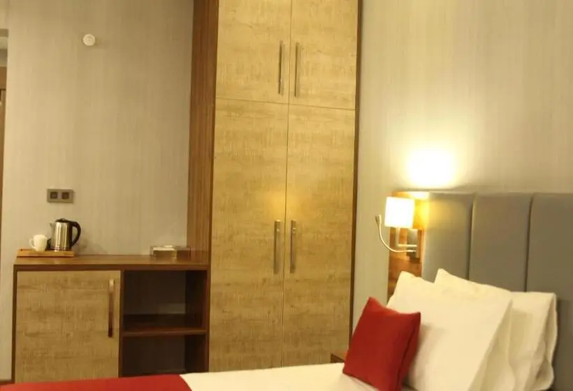 سوئیت با تخت بزرگ, Ramada By Wyndham Van