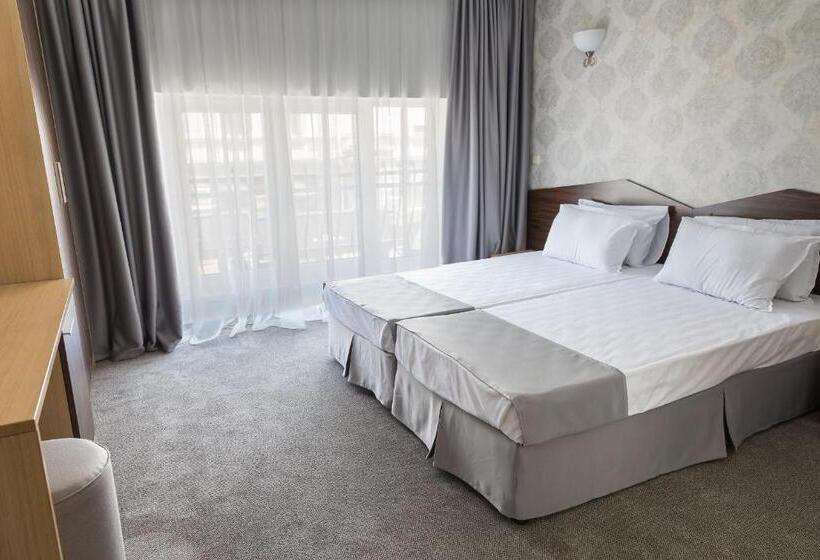 스탠다드 룸, Central