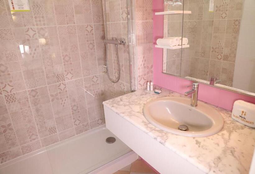 اتاق استاندارد با چشمانداز استخر, Hôtel Saint Georges