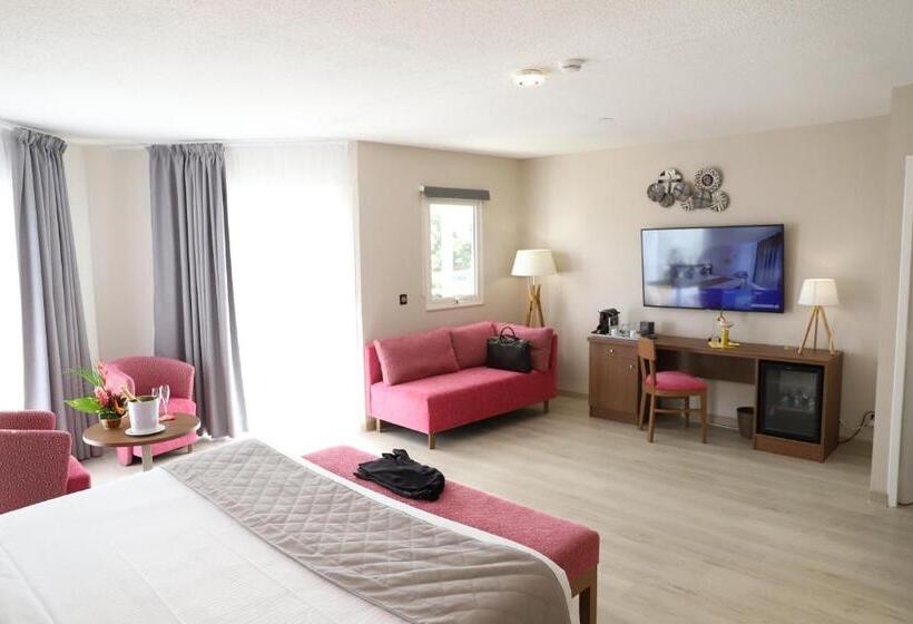 سوییت با چشمانداز دریا, Hôtel Saint Georges