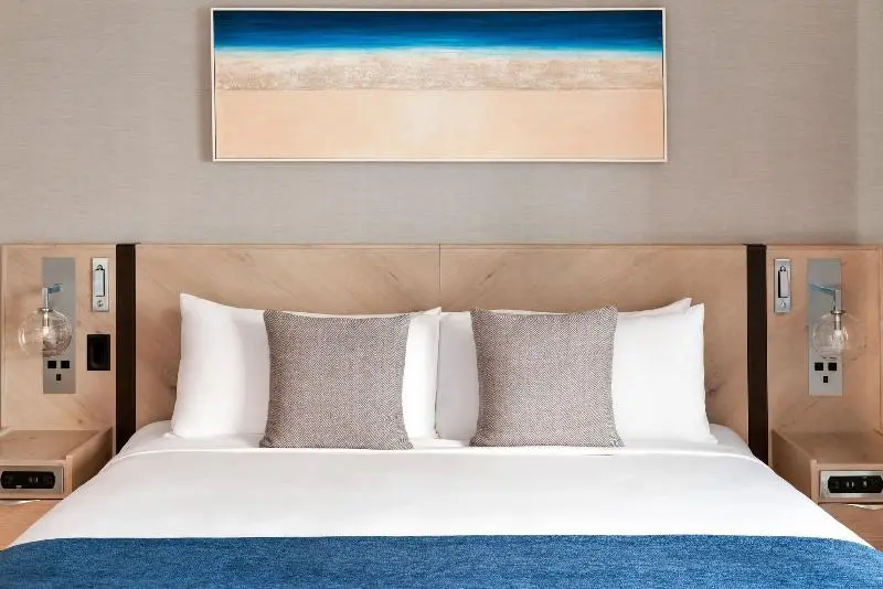 اتاق لوکس با تخت بزرگ, Seaside Hotel North Vancouver