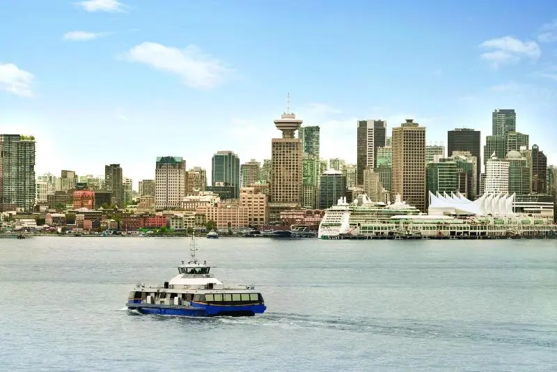 سوئیت با تخت بزرگ, Seaside Hotel North Vancouver