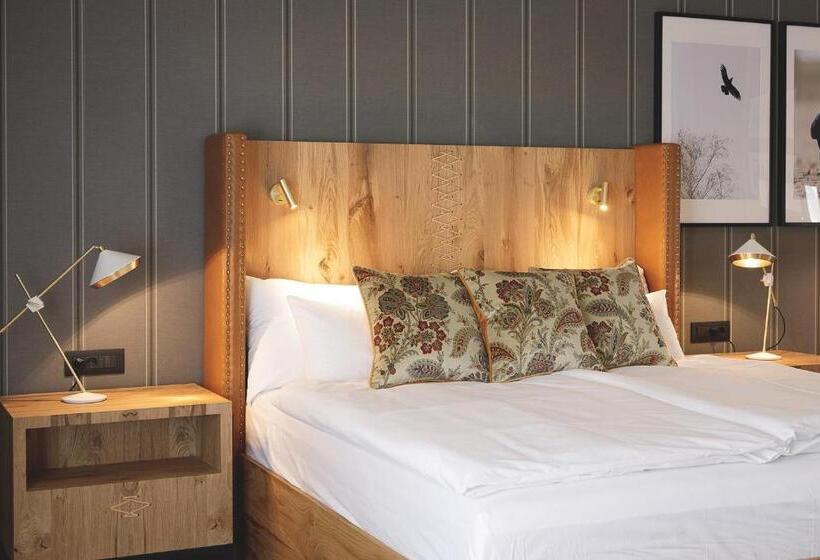 سوئیت با چشم‌انداز رودخانه, Boutique Hotel Sunrose 7   Gourmet & Spa