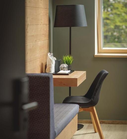 Deluxe room with river view, Boutique Hotel Sunrose 7 Gourmet & Spa