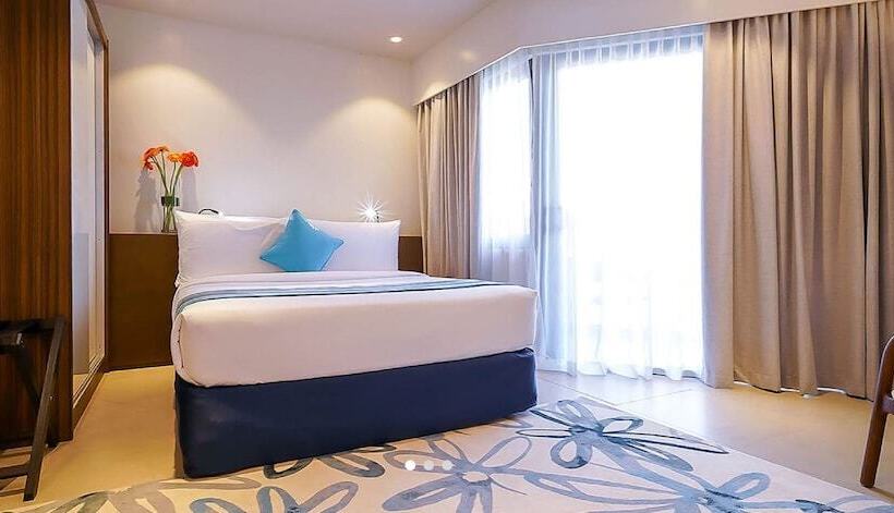 デラックススタジオ, Tambuli Seaside Resort And Spa