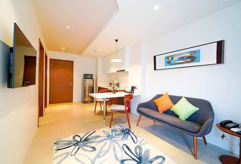 Suite, Tambuli Seaside Resort And Spa