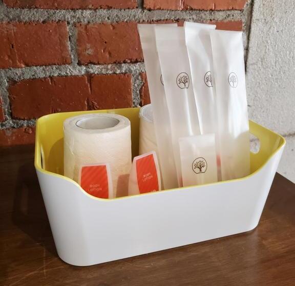 Полулюкс, Little Kampung Studio