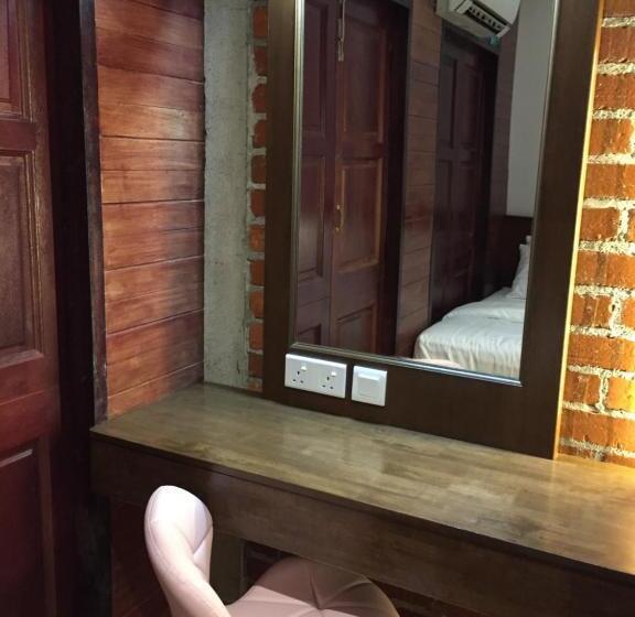 Family Suite, Little Kampung Studio