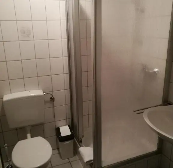 コンフォートトリプルルーム, Zur Schanze Holtgast Apen