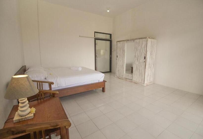 Номер Стандарт с Балконом, Pondok Kedongdong