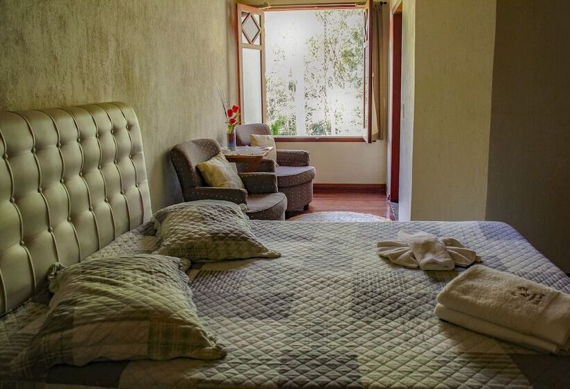 带按摩浴盆的套房, Pousada Vida Verde