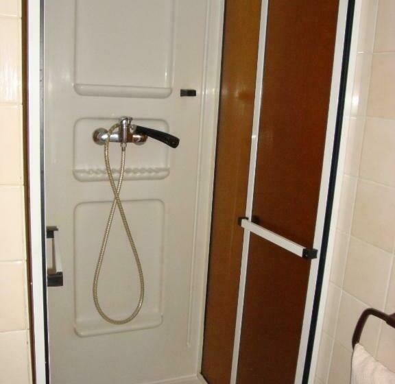 Négyágyas Standard Szoba Közös Fürdővel, Moravská Bouda