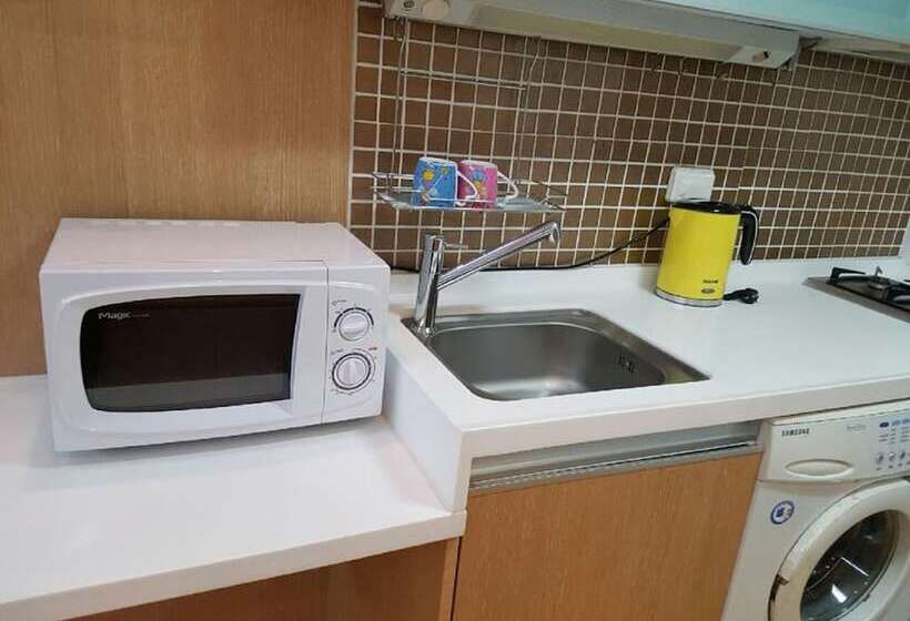 패밀리 룸, Sky Guestel