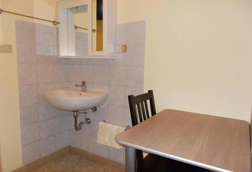 اتاق استاندارد یک نفره, Villa Alba