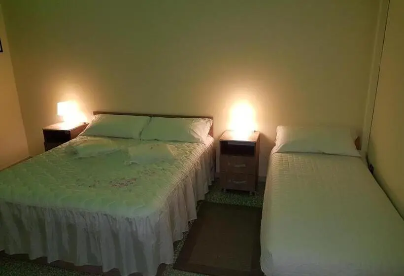 اتاق استاندارد سه نفره, Villa Alba