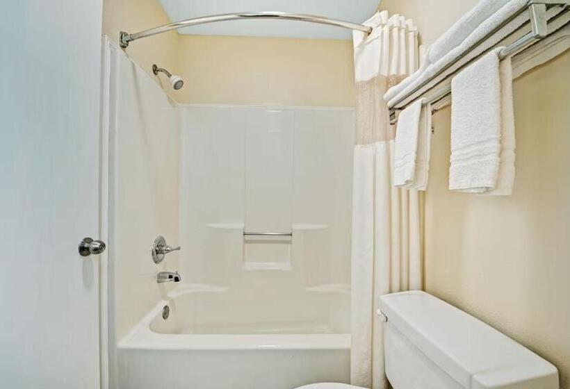 Quarto Estandar, Day Star Dallas