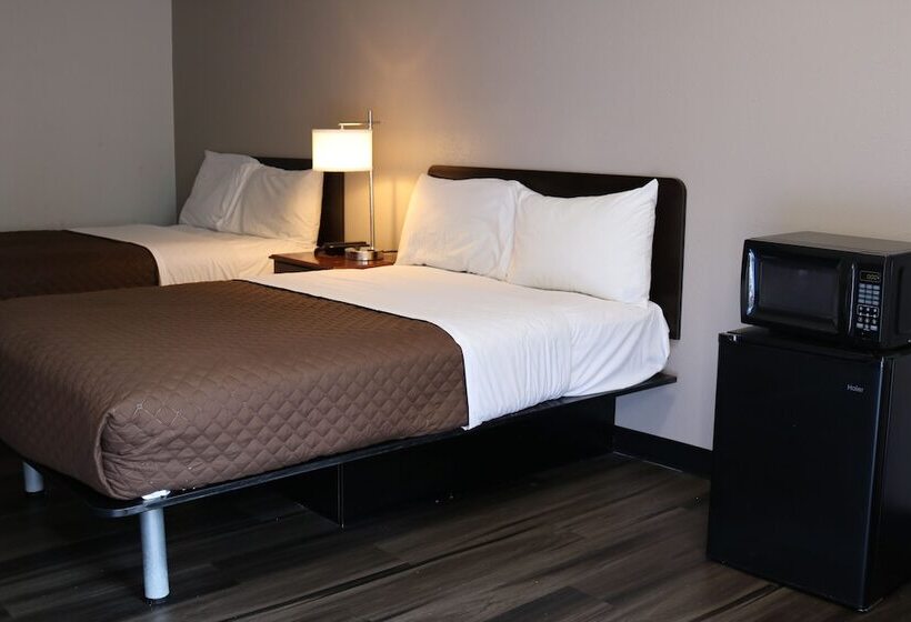 غرفه قياسيه سريرين مزدوجين, Rodeway Inn