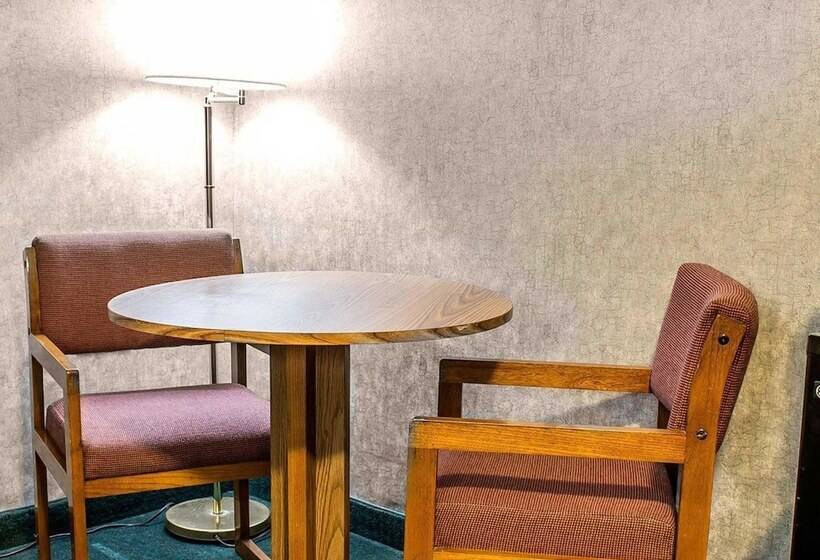 اتاق استاندارد با 2 تخت دوبل, Rodeway Inn Moosic Scranton