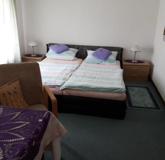 شقة غرفة نوم واحدة مزودة بشُرفة, Pension Haus Liesertal