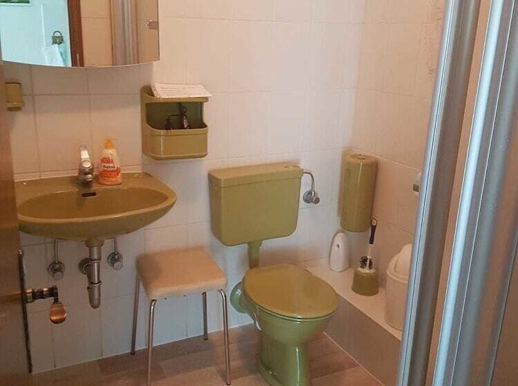 شقة غرفة نوم واحدة مزودة بشُرفة, Pension Haus Liesertal