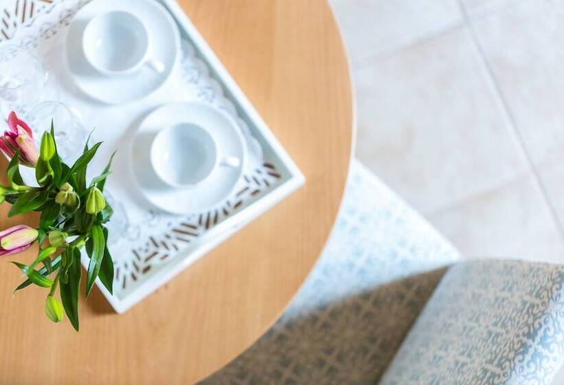 غرفة دوبلكس, Phaedra Suites