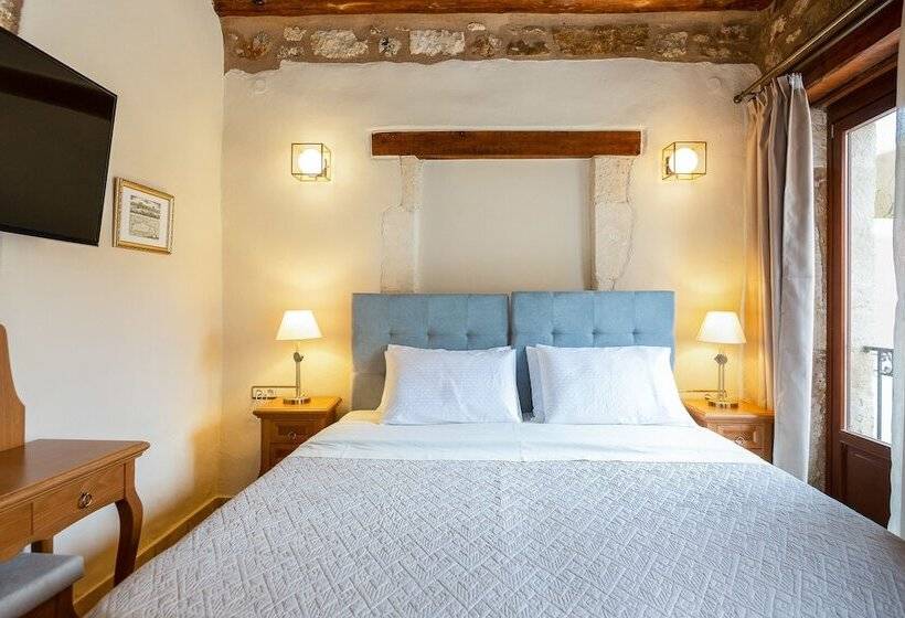 جناح مطلّ علي حمام السباحة, Phaedra Suites