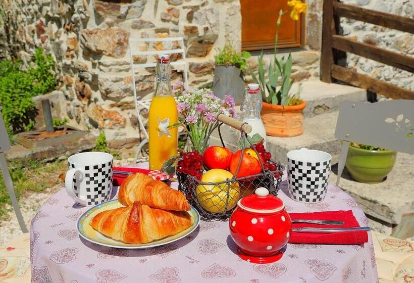 标准间带山景, Mas La Tabatière