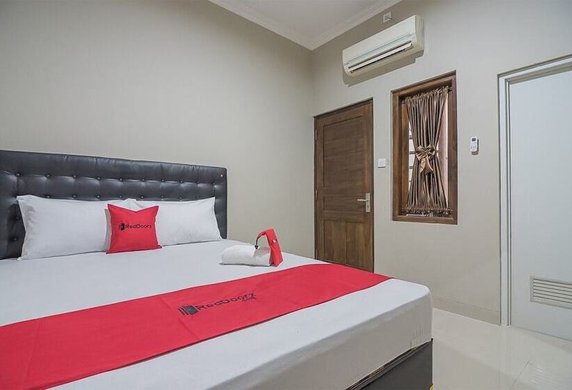 标准间, Reddoorz Near Ambarukmo Yogyakarta 2