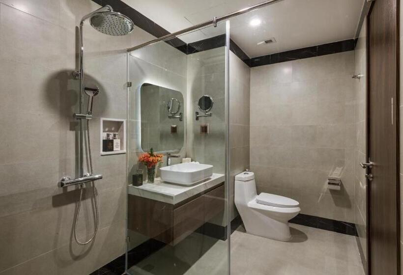 اتاق لوکس با تخت بزرگ, Sunset Beach Resort And Spa