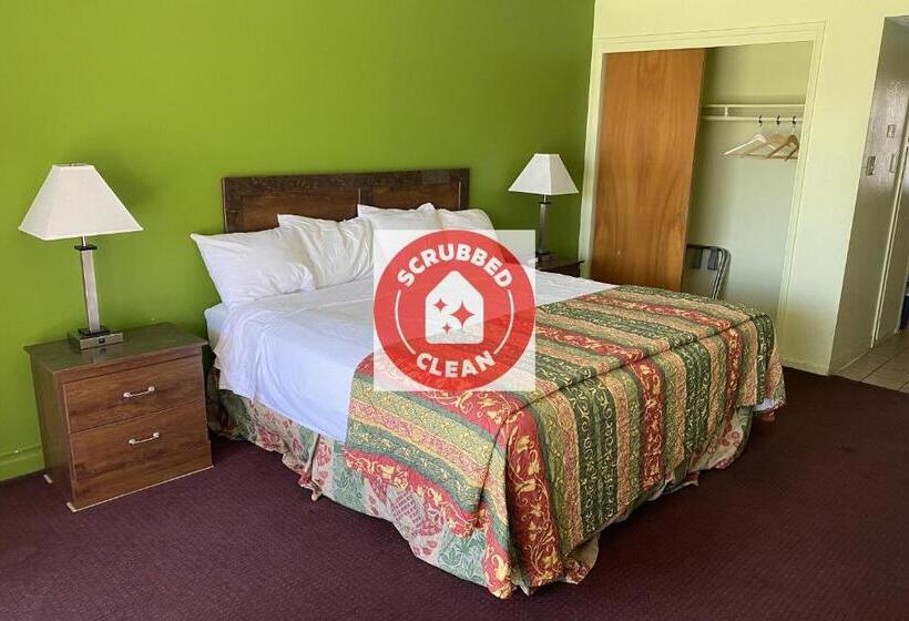 חדר סטנדרט עם מיטת קינג, Desert Grove Resort Motel