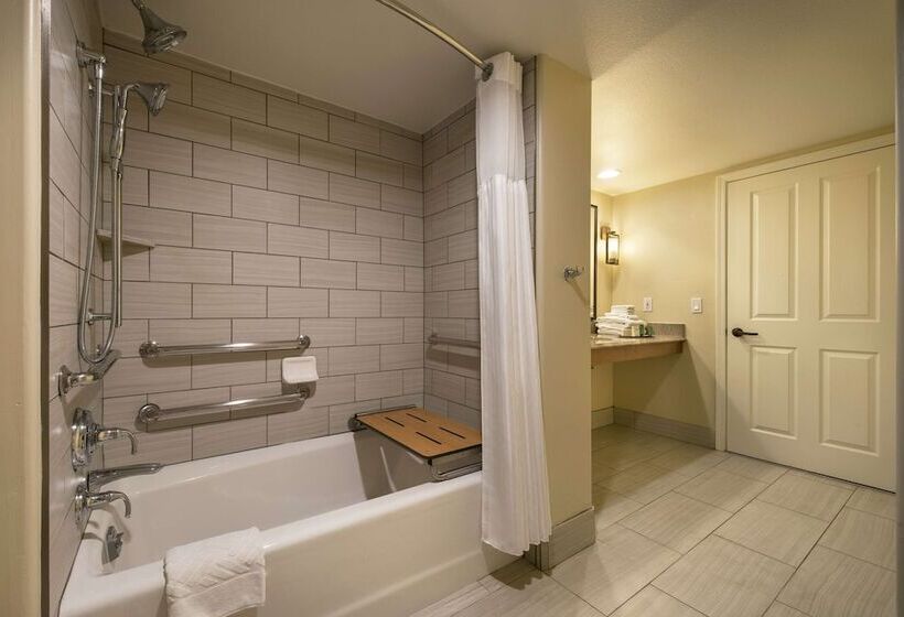 适合残疾人士使用的套间, Hilton Sedona Resort At Bell Rock