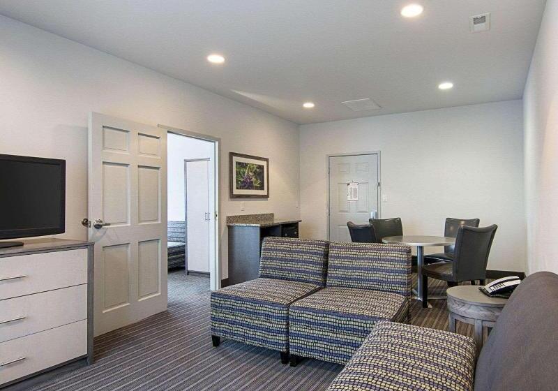 Люкс Кровать Кинг, Comfort Inn Williamsburg Gateway