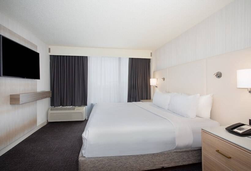 غرفة قياسية, Crowne Plaza Kansas City Downtown, An Ihg