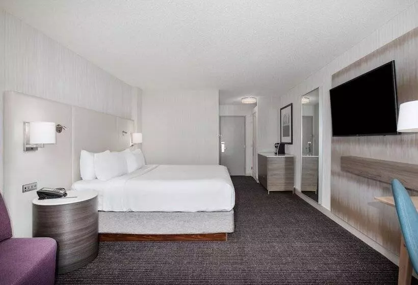 اتاق استاندارد, Crowne Plaza Kansas City Downtown, An Ihg