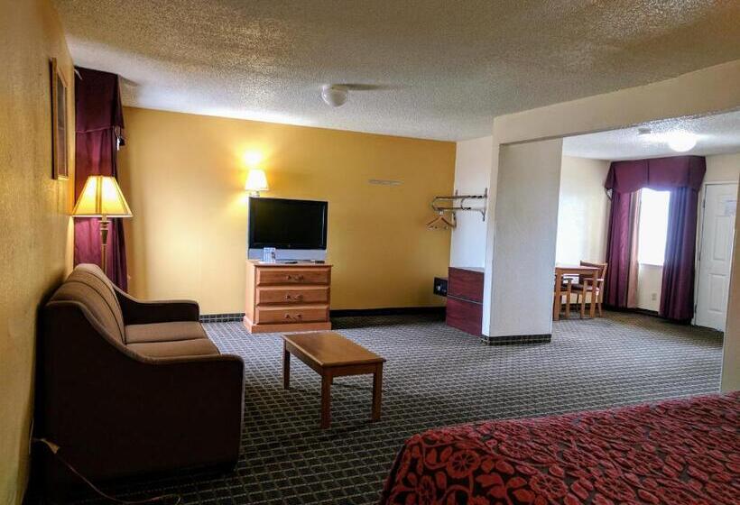 חדר דלוקס עם מיטת קינג, Days Inn By Wyndham San Antonio Interstate Hwy 35 North