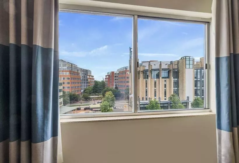 اتاق استاندارد برای معلولان, Doubletree By Hilton Charlotte Uptown