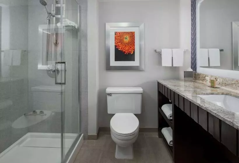 اتاق استاندارد با 2 تخت دوبل, Doubletree By Hilton  San Francisco Airport