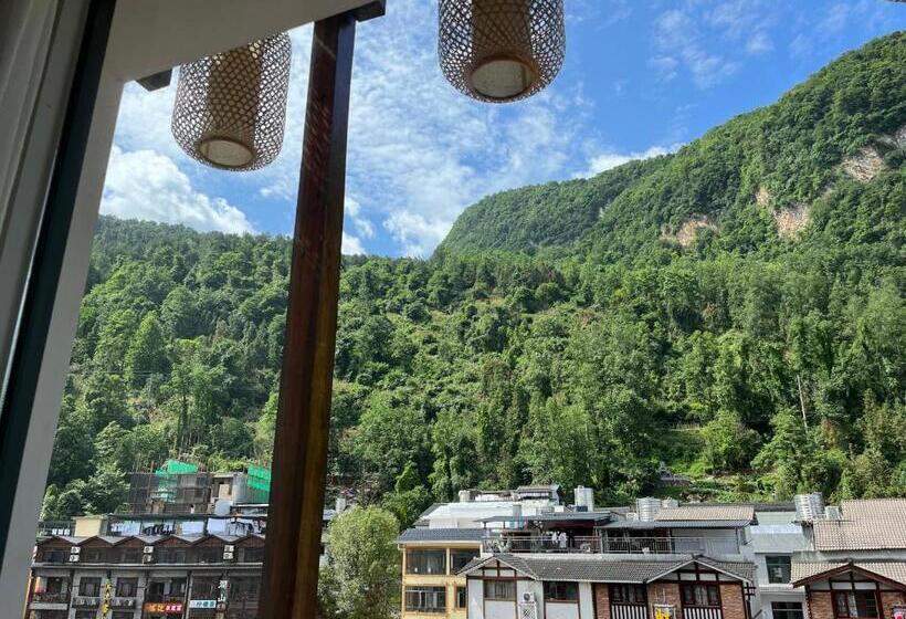 غرفة قياسية مطلة على الجبل, Yoba Boutique