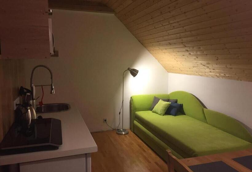 آپارتمان 1 خوابه, Chalupa U Josefa