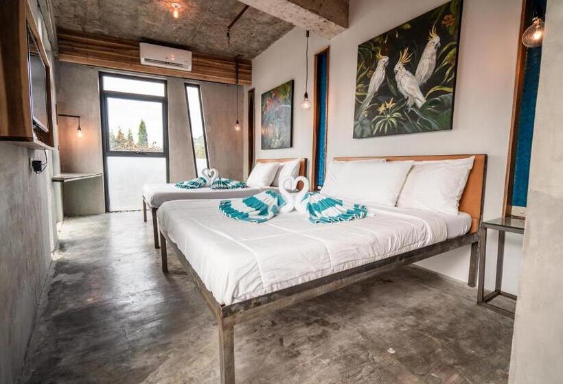 اتاق خانوادگی, Frendz Hostel El Nido