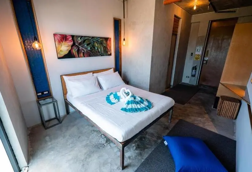 スタンダードルーム, Frendz Hostel El Nido