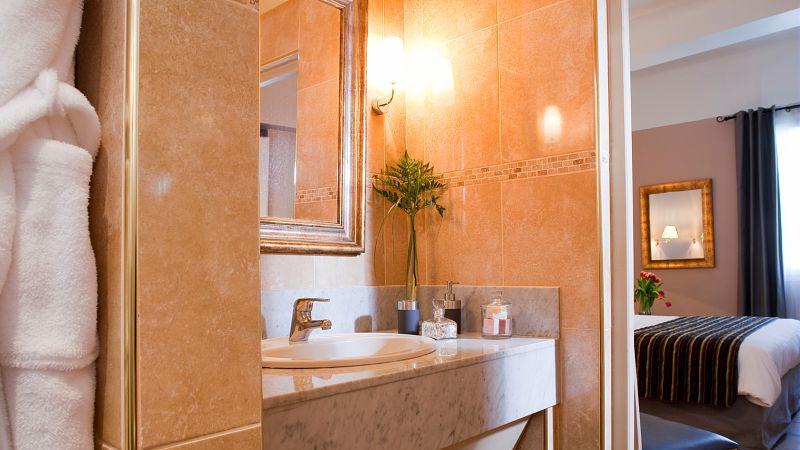 استودیوی لوکس, Fantastic