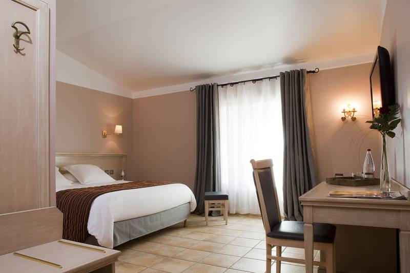 استودیوی لوکس, Fantastic