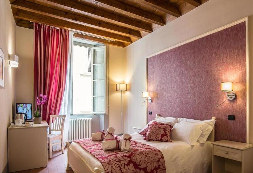 اتاق استاندارد, B&b Residenza Di Via Fontana