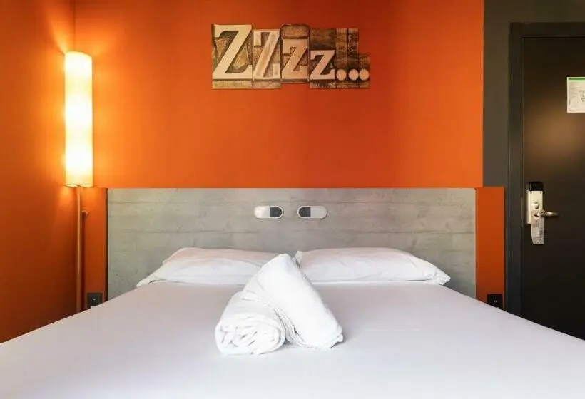 Standard Yhden Hengen Huone, Ibis Budget Bilbao City