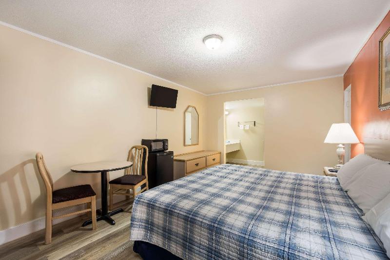 غرفة قياسية لذوى الاحتياجات الخاصة, Rodeway Inn