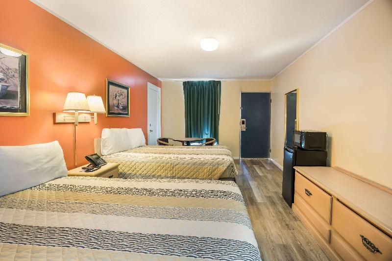 غرفة قياسية, Rodeway Inn