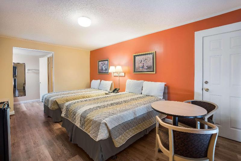 غرفة قياسية, Rodeway Inn