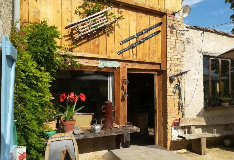 Номер Стандарт Вид на Сад, La Ferme Constantin