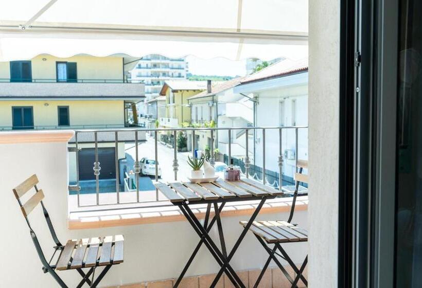 اتاق استاندارد سه نفره, Baldacci Bed & Breakfast